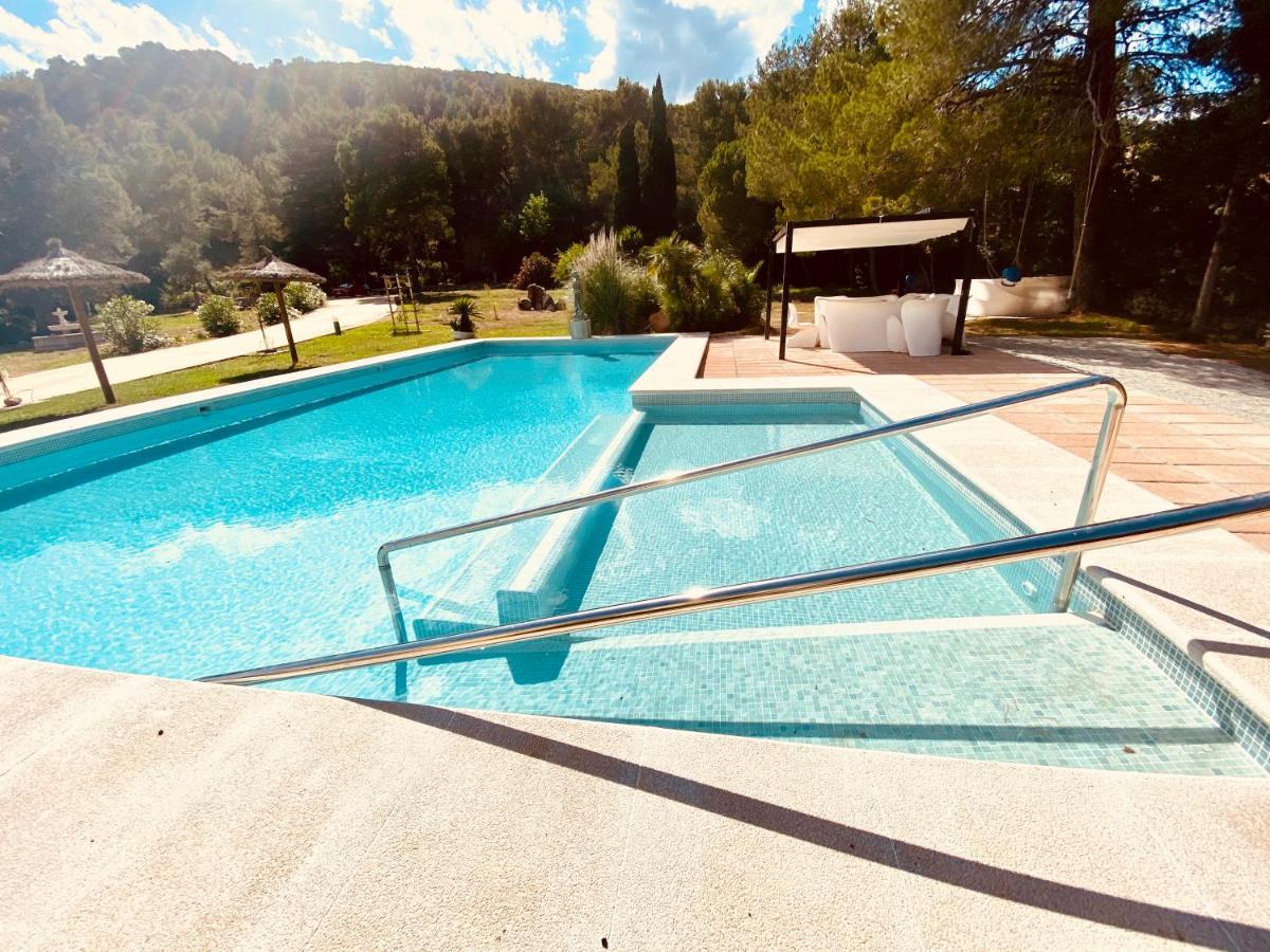 Private Villas Puerto Pollensa For Family Groups, Private Mountain Ideal For Runners, Trailers, Hikers, It Is Approximately 3 Minute Walk From The Beach Eksteriør bilde