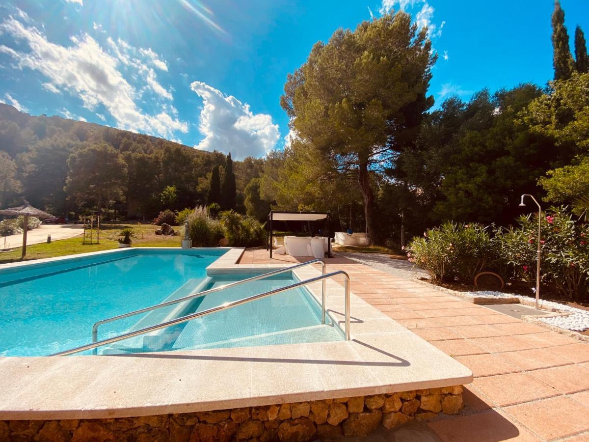 Private Villas Puerto Pollensa For Family Groups, Private Mountain Ideal For Runners, Trailers, Hikers, It Is Approximately 3 Minute Walk From The Beach Eksteriør bilde