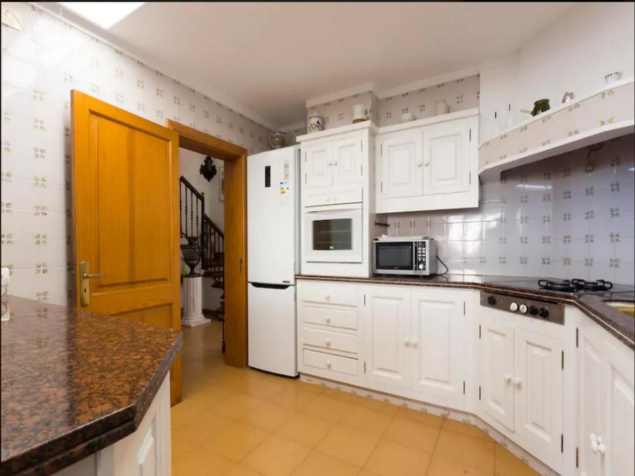Private Villas Puerto Pollensa For Family Groups, Private Mountain Ideal For Runners, Trailers, Hikers, It Is Approximately 3 Minute Walk From The Beach Eksteriør bilde